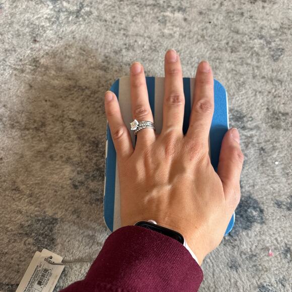 A New Day Blue White Striped Rectangular Zip Travel Jewelry Organizer NEW - Picture 7 of 8